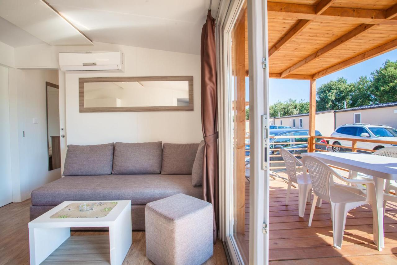 Mobile Homes Delta Marine At Campsite Lopari ネレジネ エクステリア 写真